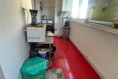 Apartament cu 3 camere decomandat în Dacia - 9