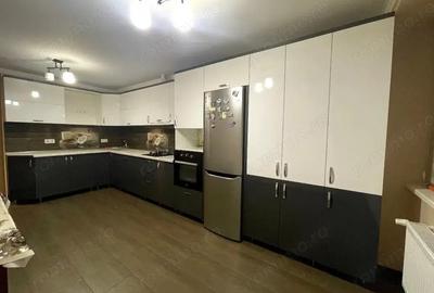 Ofer spre vanzare apartament cu 2 camere in zona tei - 1