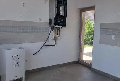 Vand vila duplex,Tancodrom, Pitesti. Se vind individual sau tot duplexul - 3