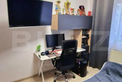 Apartament cu 3 camere semidecomandat în Central - 1