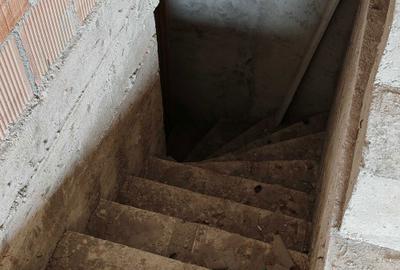 Casă cu 4 camere în Strejnicu