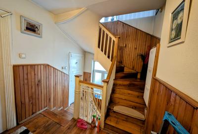 Unirii,D+P+E+M,Parc Carol,postbelic,renovata,semineu,plansee beton,curte-parcare - 9