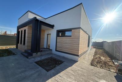 <Casa individuala parter> 4 camere 2 bai 371 mp teren - 5