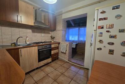 Apartament cu 3 camere decomandat în Frumoasa - 2