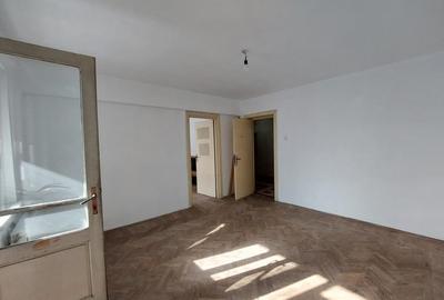 Apartament etaj 1 Energiei - 11