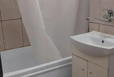 Inchiriez garsoniera Lapus, in spatele restaurantului Prestige, renovata si mobilata, AC - 8