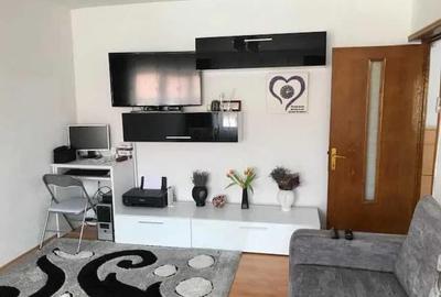 Apartament cu 2 camere decomandate Zona Obcini - Ambianta - 6