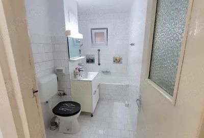 Apartament cu 3 camere decomandat în Aradului - 2