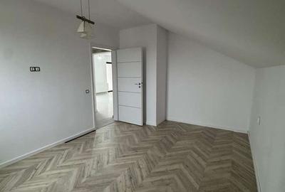 Apartament cu 3 camere decomandat în Central - 9
