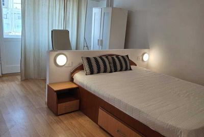 Apartament cu 2 camere semidecomandat, mobilat în Decebal - 5