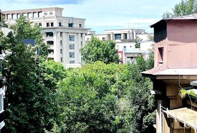 Apartament cu 3 camere în P-ța Unirii - 12
