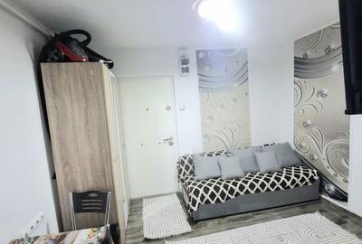 Garsonieră decomandată în Exterior Vest