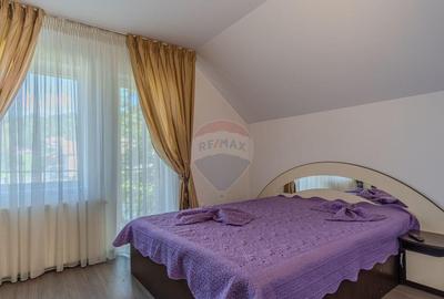 Casa / Vila cu 10 camere de vanzare in Moieciu de Jos - 17