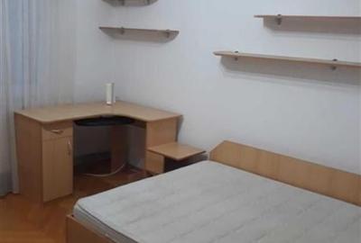 Apartament 3 Camere Decomandat Centrala Proprie Aparatorii Patriei - 1