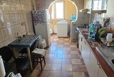 Apartament 4 camere-zona Margeanului / Calea Rahovei - 2