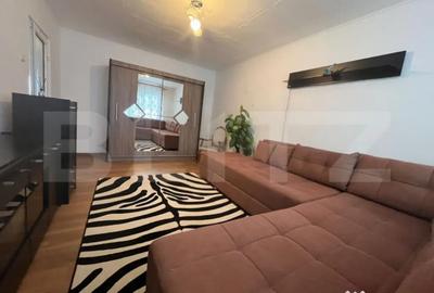 Apartament cu 3 camere decomandat în Micro 12 - 6