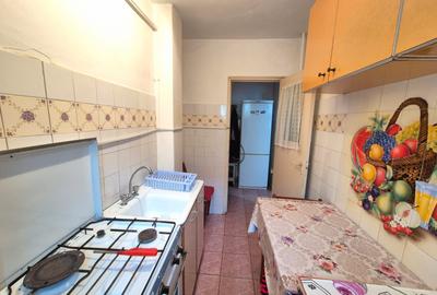 Vanzare Apartament 2 Camere semidecomandat zona Florilor - 12