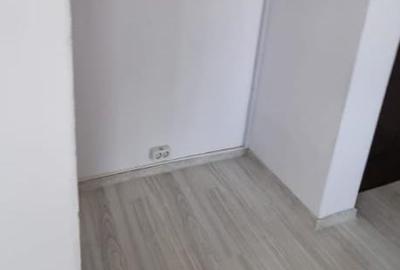 Spațiu comercial, de 46 mp, în Podu Roș - 3