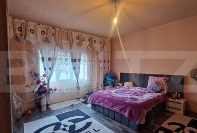 Casă cu 5 camere cu Canalizare în Central - 1