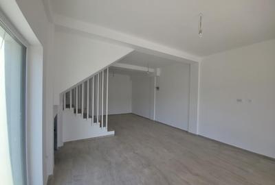 Casă cu 4 camere cu Teren 300 Mp în Hlincea - 8