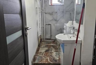 Apartament cu 3 camere decomandat în Central - 1