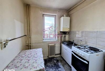 Apartament cu 2 camere semidecomandat în Micro 1