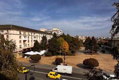 Apartament cu 2 camere decomandat, 50 mp,ultracentrala, zon - 3