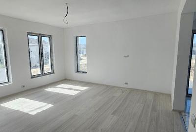 Casă cu 3 camere cu Teren 355 Mp în Berceni - 8