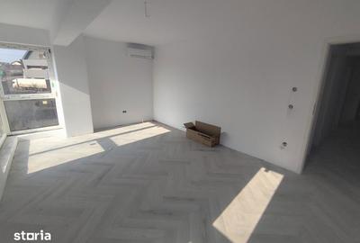 Apartament cu 3 camere decomandat în Nicolina - 5
