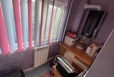 Apartament cu 2 camere decomandat în Petros - 2