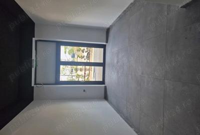 Spațiu comercial, de 87 mp, în Central