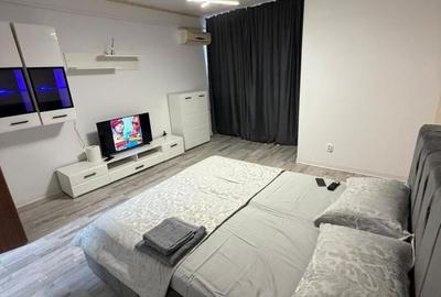 Garsonieră decomandată în Central - 7