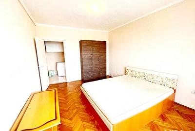 Apartament cu 2 camere semidecomandat în Olimpia-Stadion