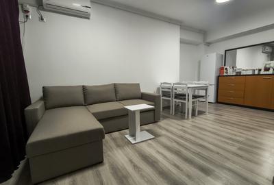 Apartament cu 2 camere decomandat, mobilat în Casa de Cultură