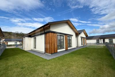 Casa individuala de 3 camere, 110mp, curtea 350mp, zona Sanicoara - 2