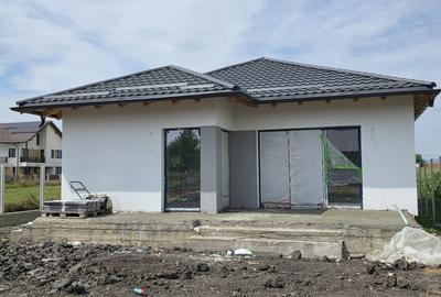 Casa individuala pe parter, teren 520mp, Stupini - 1