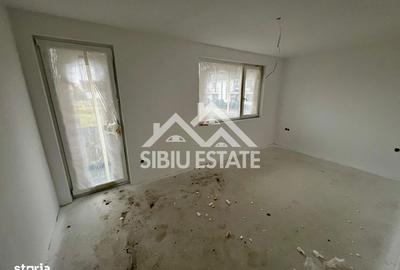 Casă cu 3 camere cu Canalizare în Central - 2