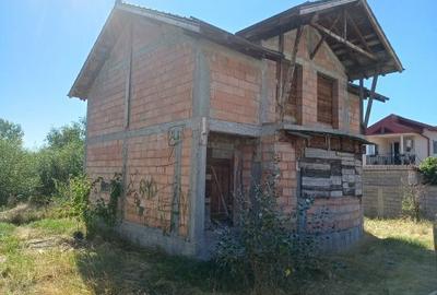 Casă cu 4 camere în Popoveni - 8