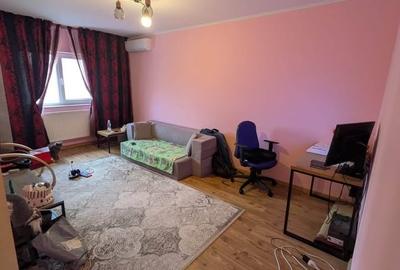 Apartament cu 3 camere decomandat, zona Alexandru cel Bun - 3