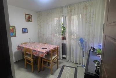 Apartament cu 4 camere decomandat în Tei - 5
