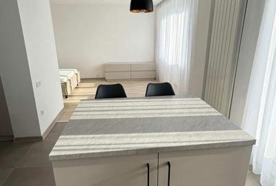 Apartament decomandat în Tudor - 1