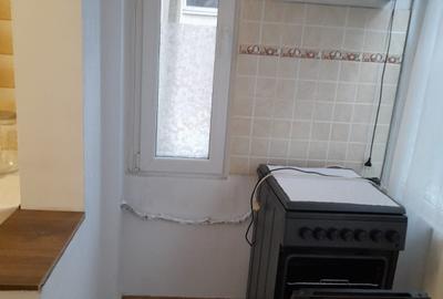 Apartament 2 camere decomandat, Etaj 1, acces metrou 1 Decembrie - 9