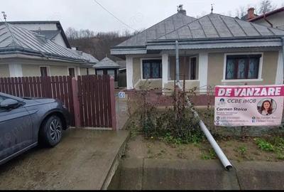 Casa modesta cu teren generos, zona Magura, - 10