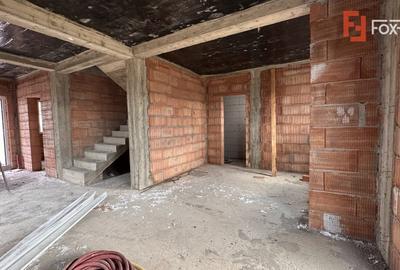 Duplex cu 4 camere cu Canalizare în Moșnița Nouă - 4