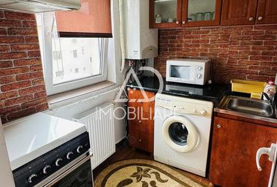 Garsoniera de vanzare, zona MALL - 8