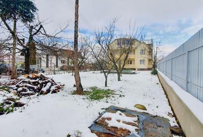 Casă individuală cu 10 camere cu Garaj în Calea Moldovei - 1
