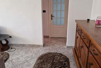 Apartament cu 4 camere decomandat în Central - 1