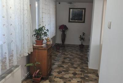 Casă individuală cu 3 camere cu Canalizare în Muncitoresc - 3