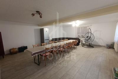 Casă de vânzare în satul Roșia cu vedere panoramică spre Munții Făgăras - 2