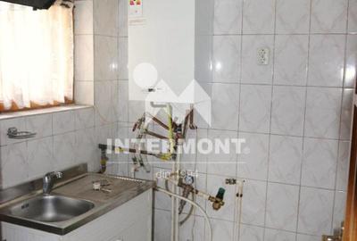 Apartament cu 4 camere decomandat în Valea Alba - 14